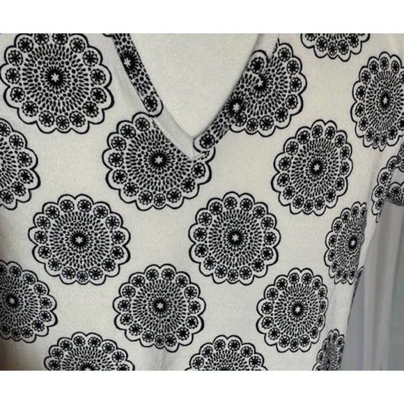 Talbots Size XS Short Sleeve Cotton Top White & Black - Picture 3 of 5